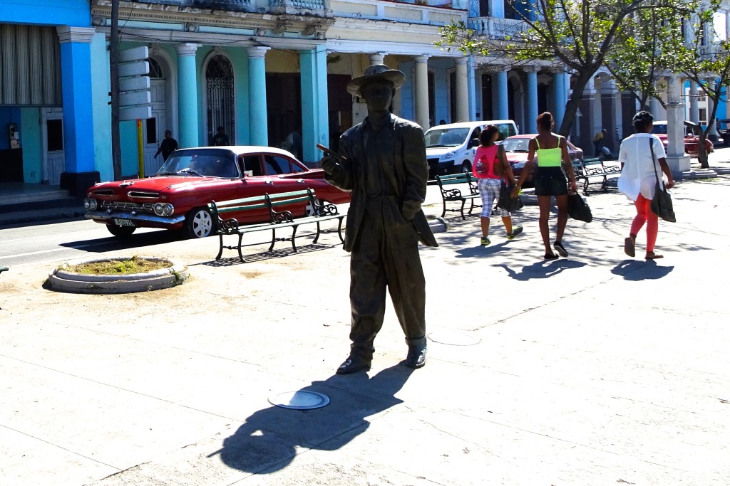 Statue von Benny Moré auf dem Paseo del Prado