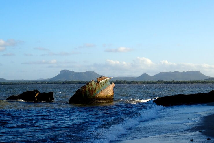 Gibara, Wrack vor der Küste