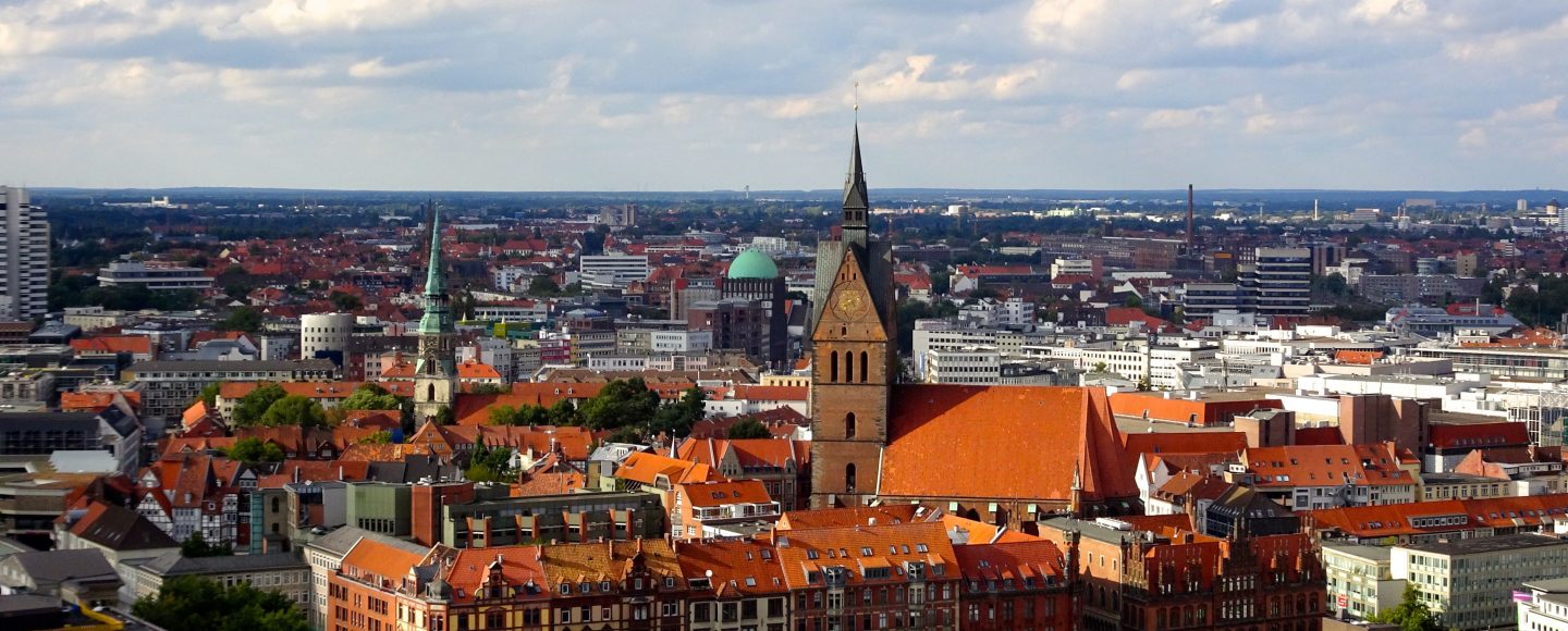 Blick auf Hannover mit Altstadt, Marktkirche und Goseriede.