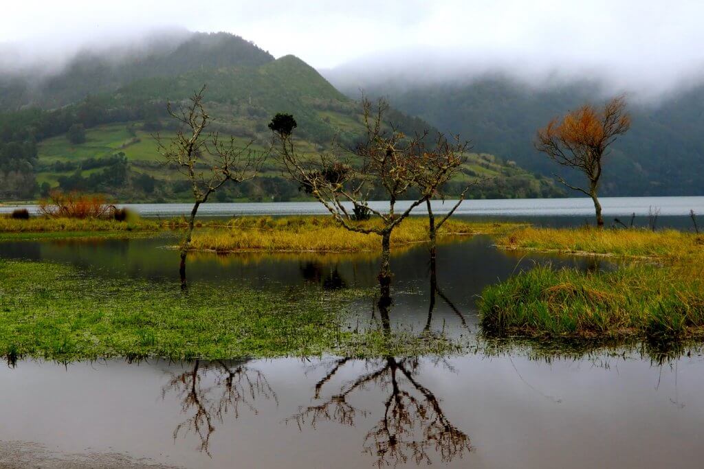 Kratersee Lagoa das Sete Cidades auf der Azoren-Insel São Miguel.