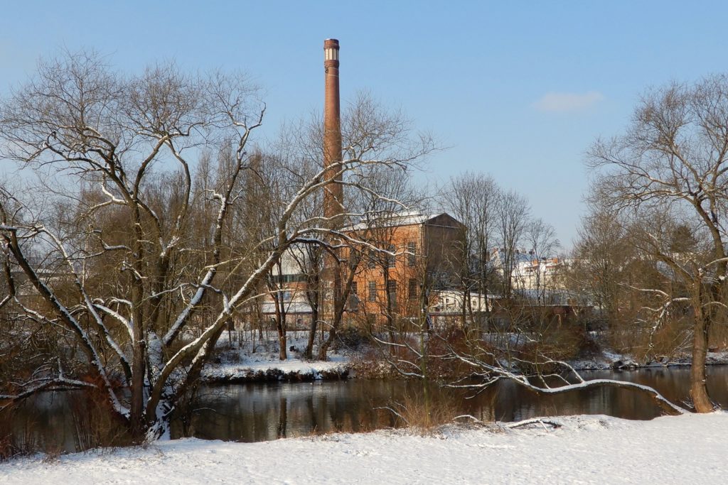 Winter in Hannover. Kesselhaus der ehemaligen Bettfedernfabrik in Linden.