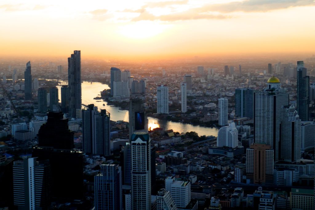 Blick auf Bangkok vom Mahanakhon Tower.