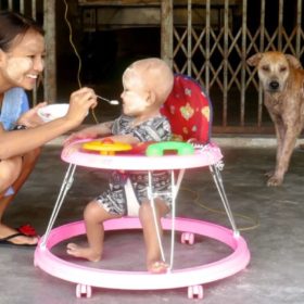 Menschen in Ranong. Street Photography aus einer authentischen Stadt in Südthailand.