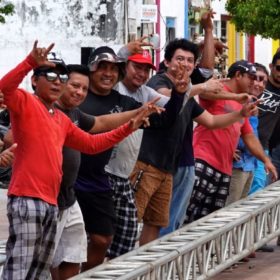 Männer bei der Arbeit in Campeche. Vorbereitungen zum Nationalfeiertag, dem Tag der Unabhängigkeit.