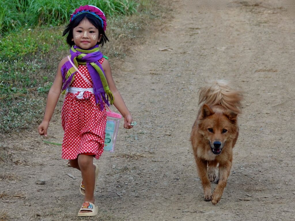 Begegnung in Pai, im Norden Thailands,